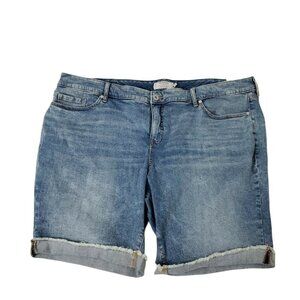 Torrid Boyfriend Bermuda Shorts 10" Vintage Stretch Low‎ Rise Medium Wash NWT